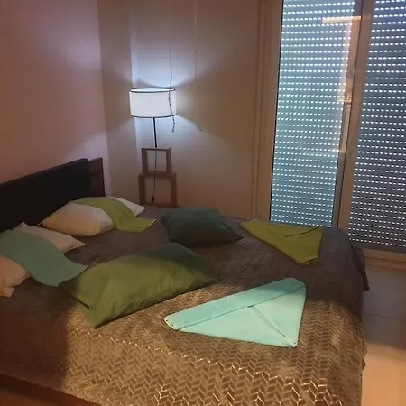 Flat In The Heart Of Апартаменты *